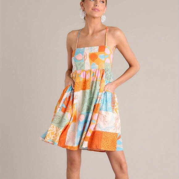 Spaghetti Strap Seashell Pattern Tie Back Summer Mini Dress - Picture 4 of 8